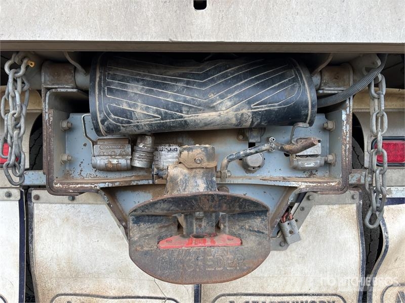 Mack CMHR Trident 6x4 T/A Dump Truck Грузовики-Самосвалы