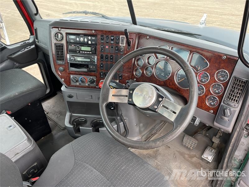 Mack CMHT Trident Traktorske jedinice