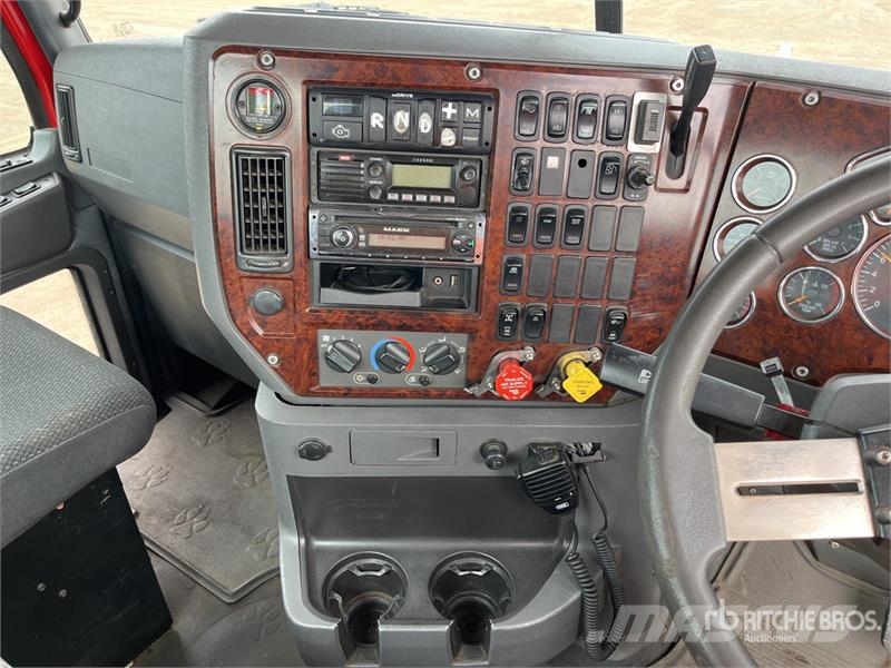 Mack CMHT Trident Traktorske jedinice