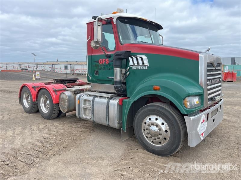 Mack CMHT Trident Traktorske jedinice