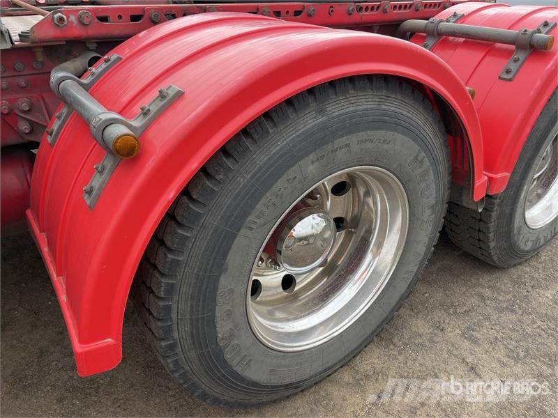 Mack CMHT Trident 6x4 T/A Day Cab Truck Tractor Sattelzugmaschinen