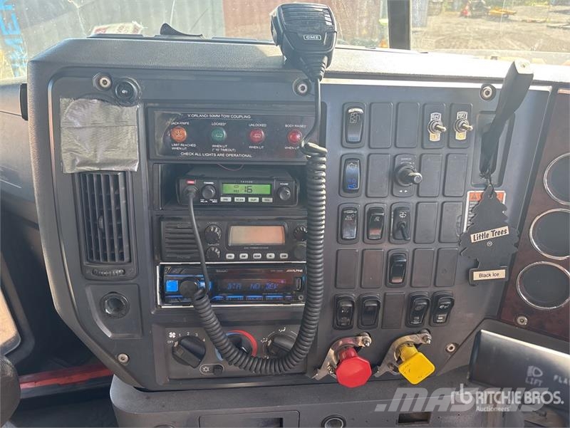 Mack CMMR Granite 6x4 T/A Dump Truck Autobasculanta