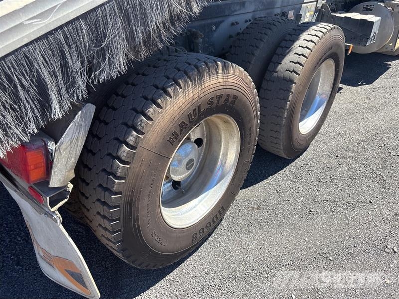 Mack CMMR Granite 6x4 T/A Dump Truck Tipper trucks