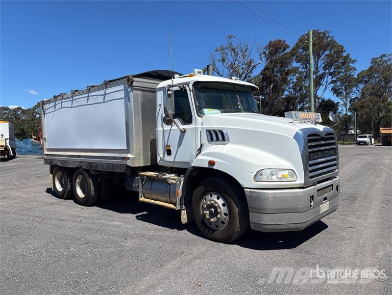 Mack CMMR Granite 6x4 T/A Dump Truck Tipper trucks