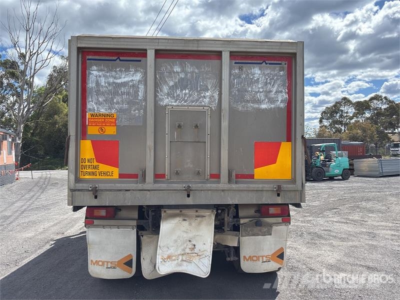 Mack CMMR Granite 6x4 T/A Dump Truck 傾卸式卡車