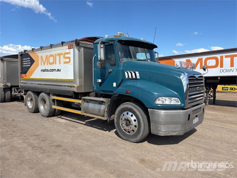Mack CMMR Granite 6x4 T/A Dump Truck Kiper tovornjaki