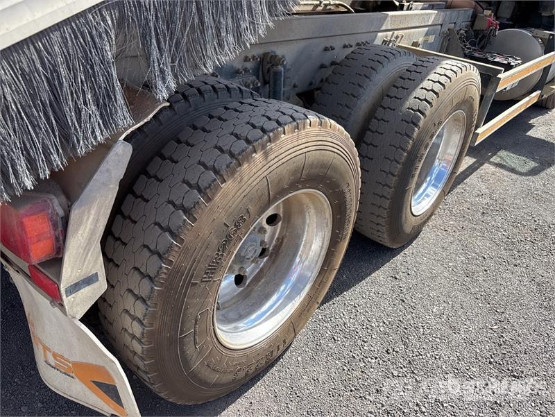 Mack CMMR Granite 6x4 T/A Dump Truck 傾卸式卡車