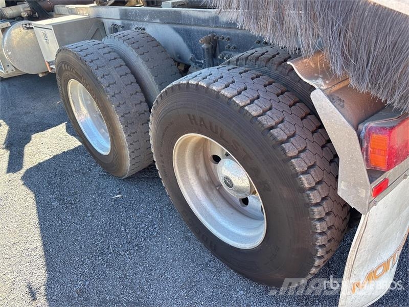 Mack CMMR Granite 6x4 T/A Dump Truck Tipper trucks