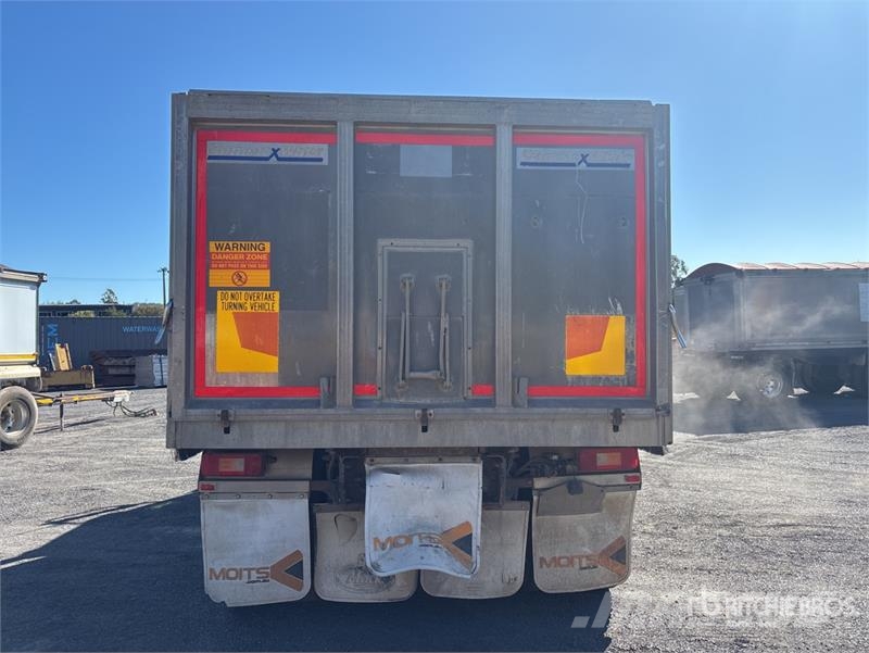 Mack CMMR Granite 6x4 T/A Dump Truck 傾卸式卡車