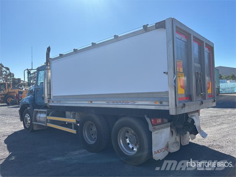 Mack CMMR Granite 6x4 T/A Dump Truck 傾卸式卡車