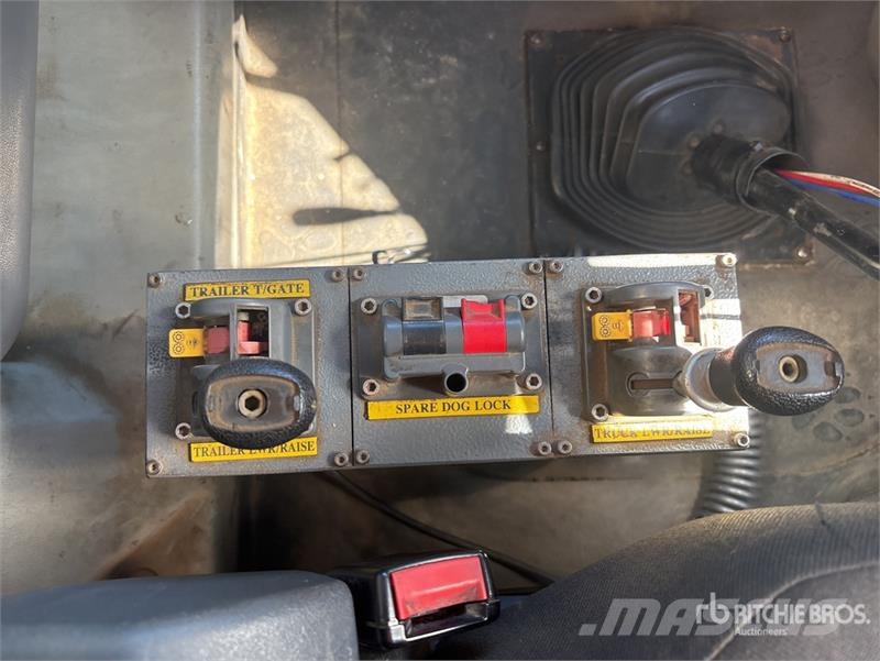 Mack CMMR Granite 6x4 T/A Dump Truck Autobasculanta