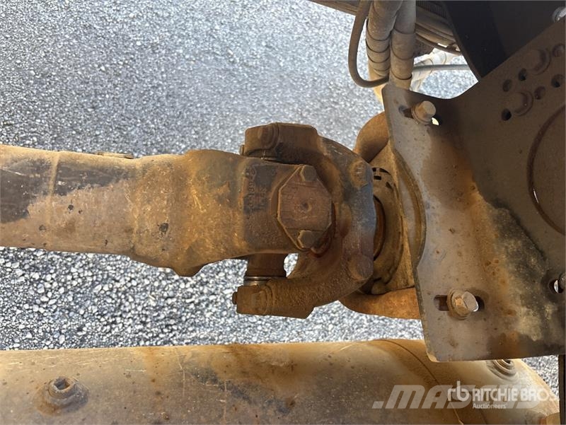 Mack CMMR Granite 6x4 T/A Dump Truck Autobasculanta