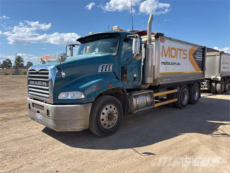 Mack CMMR Granite 6x4 T/A Dump Truck Kiper tovornjaki