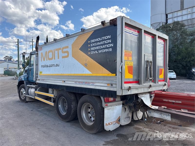 Mack CMMR Granite 6x4 T/A Dump Truck Kiper tovornjaki
