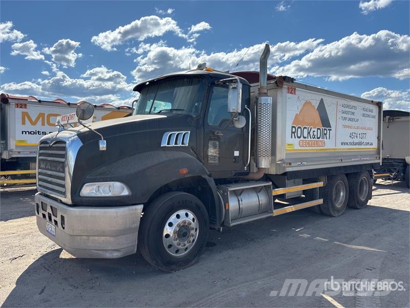 Mack CMMR Granite 6x4 T/A Dump Truck Kiper tovornjaki