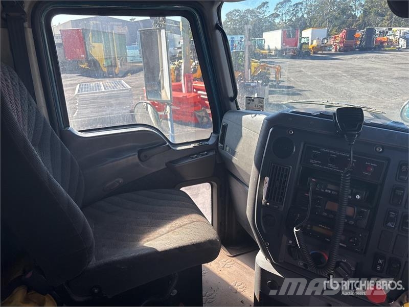 Mack CMMR Granite 6x4 T/A Dump Truck 傾卸式卡車