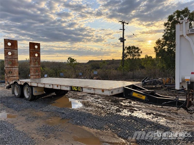 Macol 8.1 m Bogie/A Equipment Trailer Car carrier