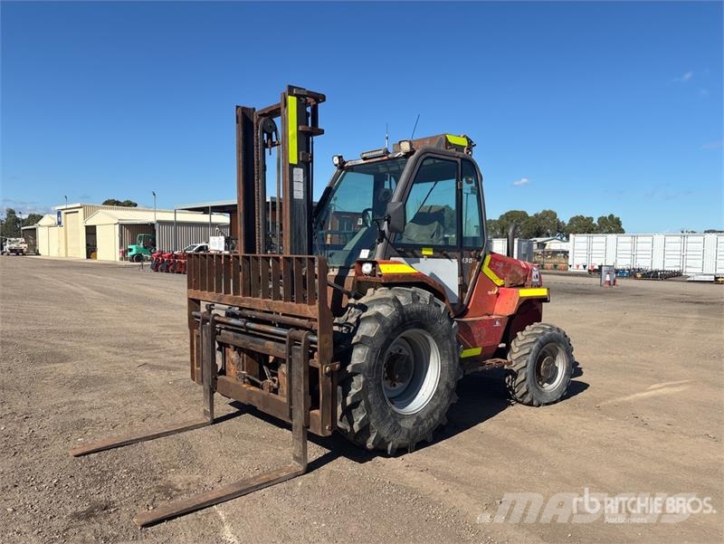 Manitou M30-4 4x4 Rough Terrain Forklift شاحنات الطرق الوعرة