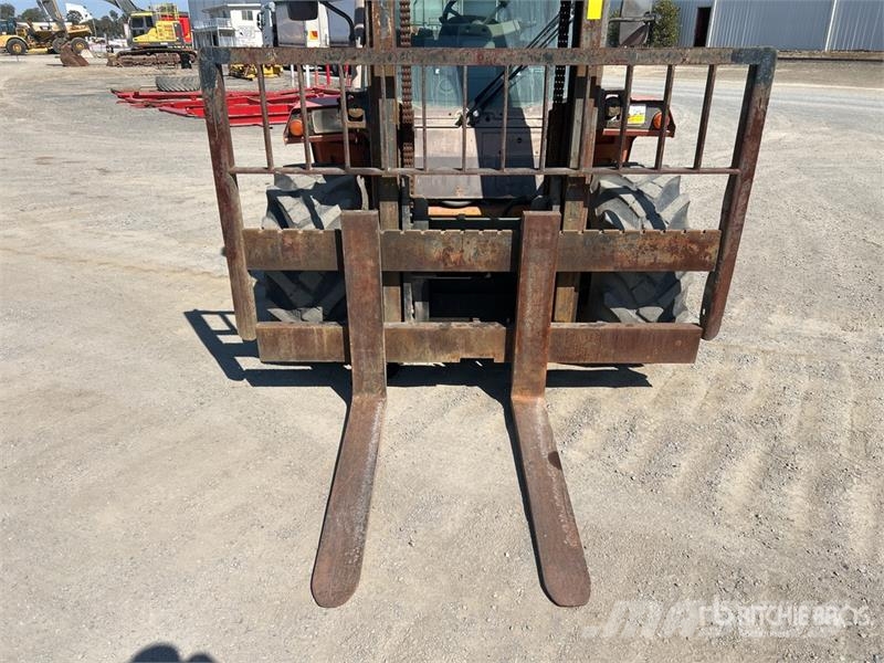 Manitou MC50-3 4x2 Rough Terrain Forklift Montacargas todo terreno