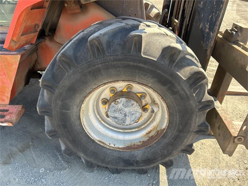 Manitou MC50-3 4x2 Rough Terrain Forklift Montacargas todo terreno