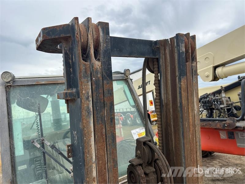 Manitou MH 25-4T 2500 kg 4x4 Rough Terrain Forklift (Inope Terénne vysokozdvižné vozíky