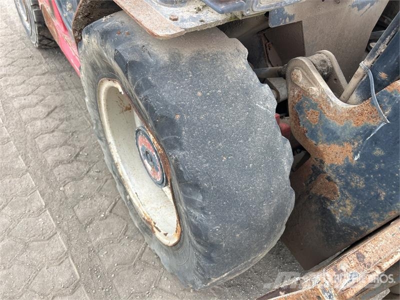 Manitou MH 25-4T 2500 kg 4x4 Rough Terrain Forklift (Inope Terénne vysokozdvižné vozíky
