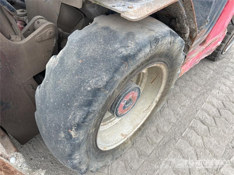 Manitou MH 25-4T 4x2 Rough Terrain Forklift (Inoperable) Terrenggående gaffeltruck
