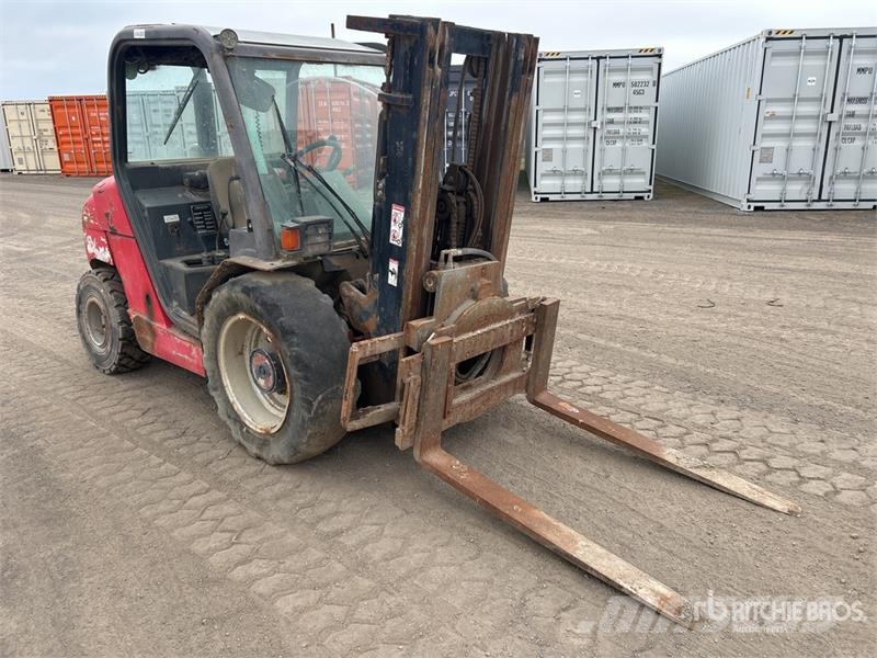 Manitou MH 25-4T 4x2 Rough Terrain Forklift (Inoperable) Terrenggående gaffeltruck