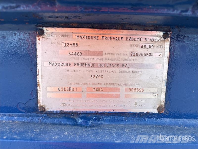 Maxicube Fruehauf 12.2 m Tri/A Container Trailer Container trailers