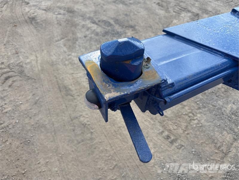 Maxicube Fruehauf 12.2 m Tri/A Container Trailer Container trailers