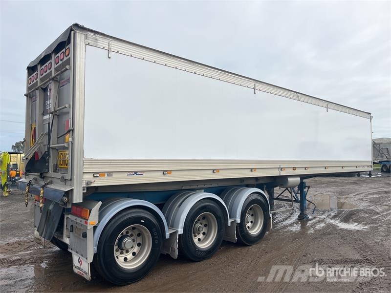 MaxiTrans 10.1 m Tri/A End Dump Trailer Kallur-haagised
