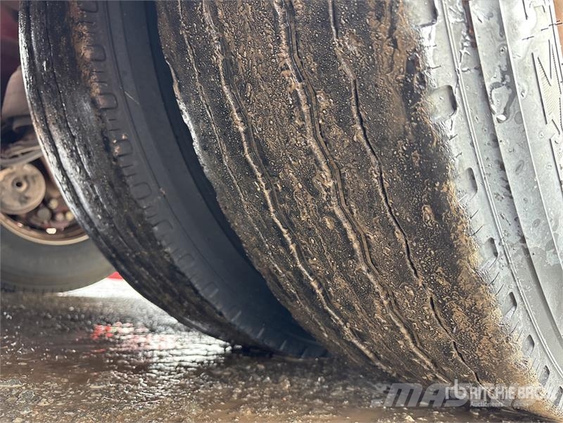 MaxiTrans 10.4 m Tri/A End Dump Trailer مقطورات قلابة