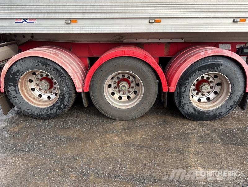 MaxiTrans 10.4 m Tri/A End Dump Trailer مقطورات قلابة