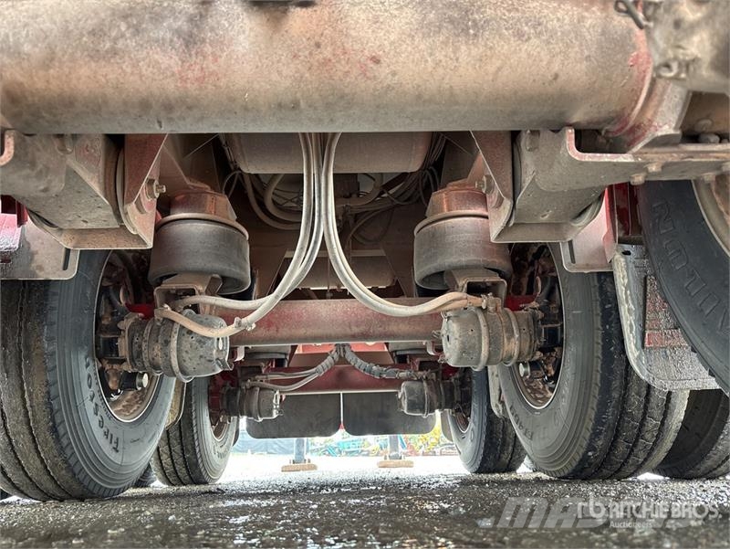 MaxiTrans 10.4 m Tri/A End Dump Trailer مقطورات قلابة