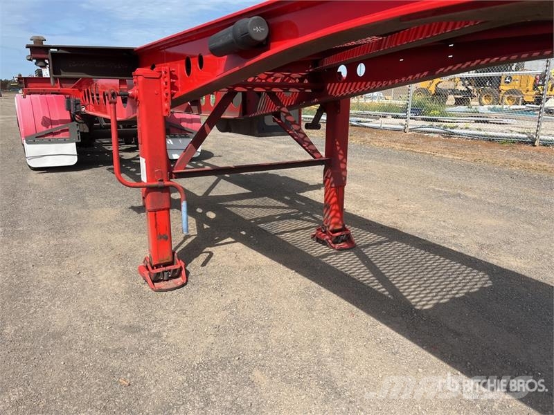 MaxiTrans 10.6 m Tri/A Container Trailer Прицепы-Контейнеровозы