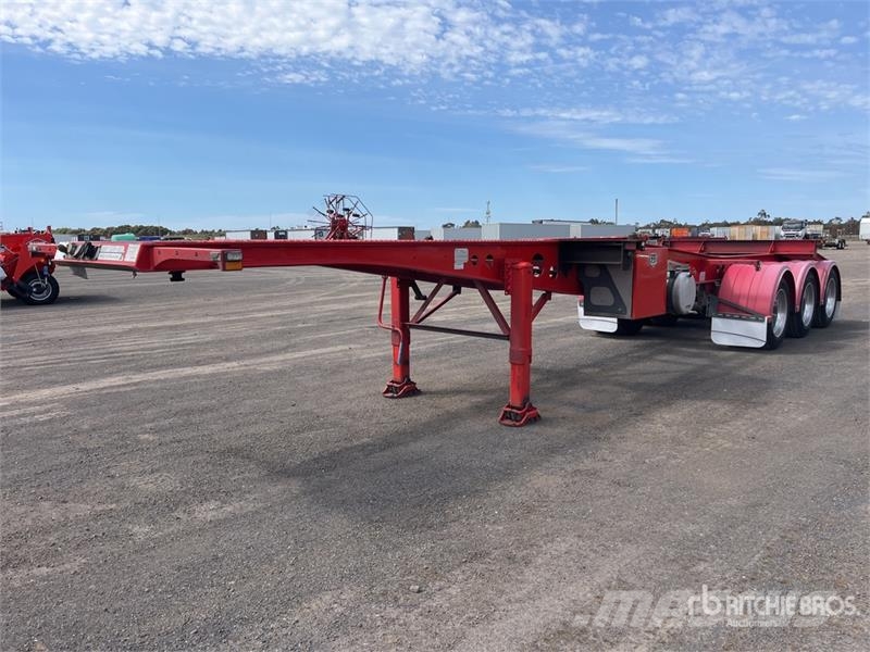 MaxiTrans 10.6 m Tri/A Container Trailer Прицепы-Контейнеровозы