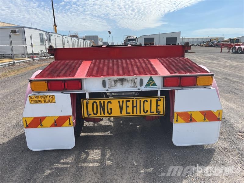 MaxiTrans 10.6 m Tri/A Container Trailer Прицепы-Контейнеровозы