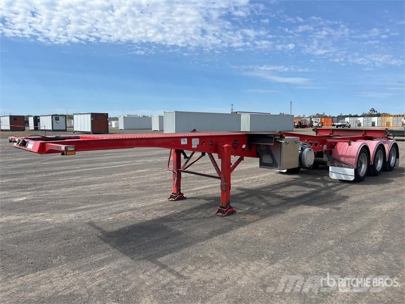 MaxiTrans 10.6 m Tri/A Container Trailer Прицепы-Контейнеровозы