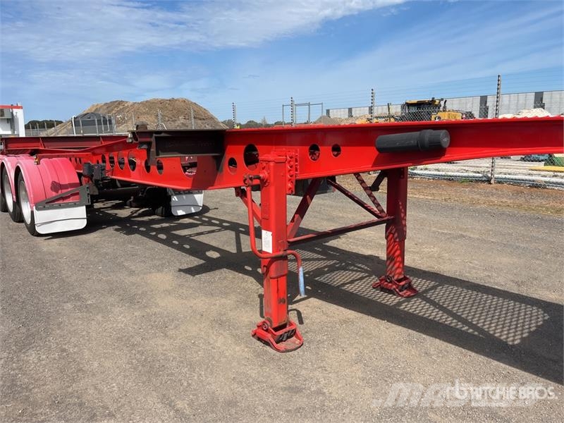MaxiTrans 10.6 m Tri/A Container Trailer Прицепы-Контейнеровозы