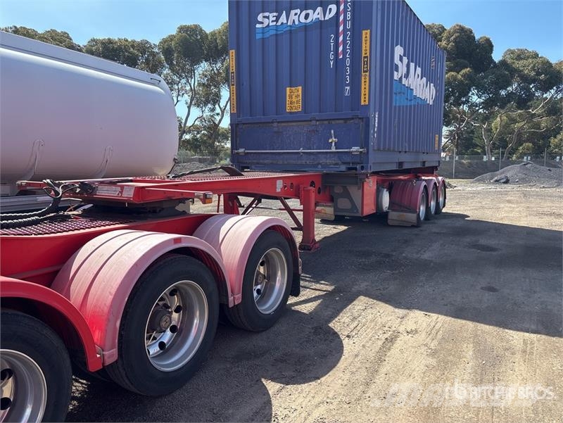 MaxiTrans 12.1 m Tri/A Container Trailer Konteinerveohaagised