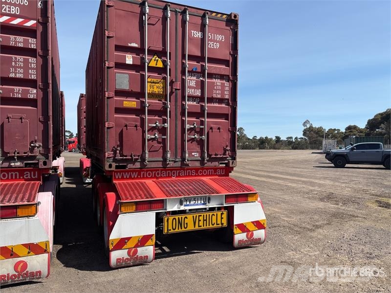 MaxiTrans 12.1 m Tri/A Container Trailer Konteinerveohaagised