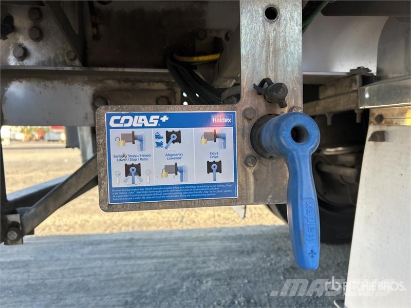 MaxiTrans 13.1 m Tri/A Refrigerated Trailer Chladiarenské návesy
