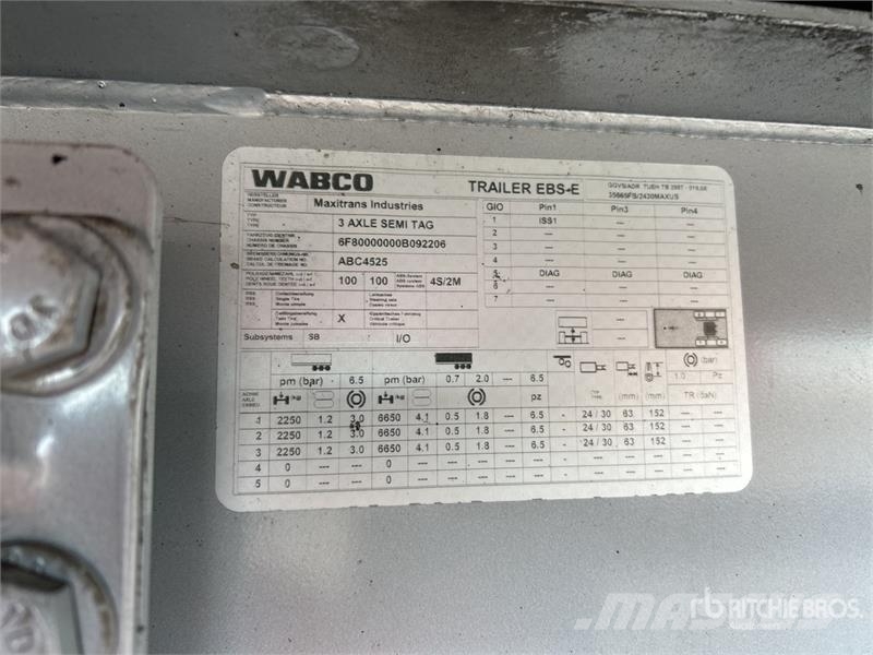 MaxiTrans 13.1 m Tri/A Refrigerated Trailer Chladiarenské návesy