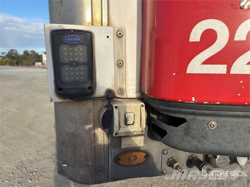 MaxiTrans 13.1 m Tri/A Refrigerated Trailer Chladiarenské návesy