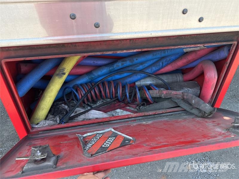 MaxiTrans 13.2 m Tri/A Refrigerated Trailer Kylmä-/Lämpökoripuoliperävaunut