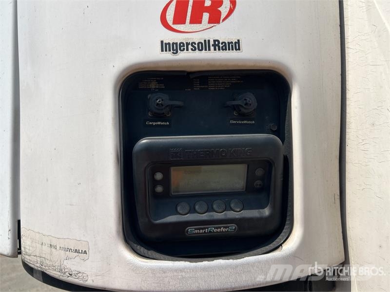MaxiTrans 13.2 m Tri/A Refrigerated Trailer Полуприцепы-рефрижераторы