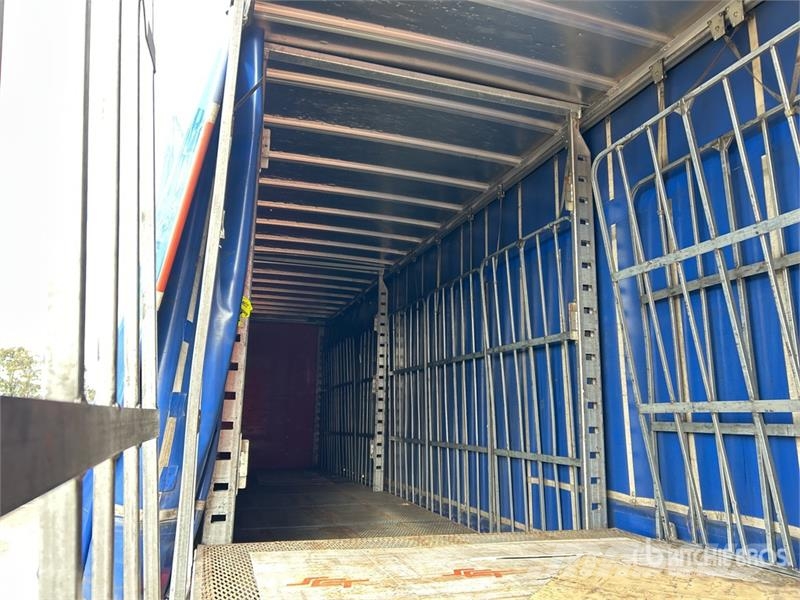 MaxiTrans 13.2 m Tri/A Step Deck Curtain Side Trailer Kayar tenteli çekiciler