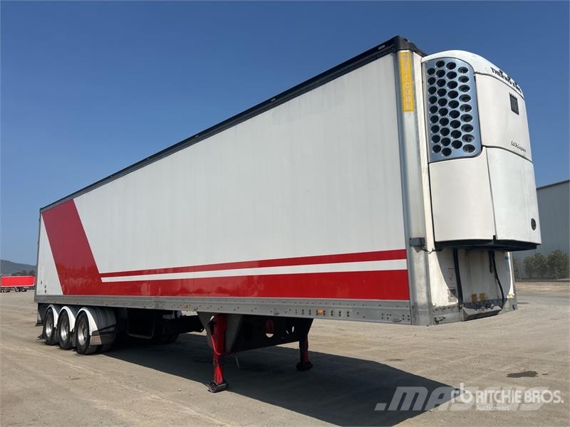 MaxiTrans 13.2 m Tri/A Refrigerated Trailer Kylmä-/Lämpökoripuoliperävaunut