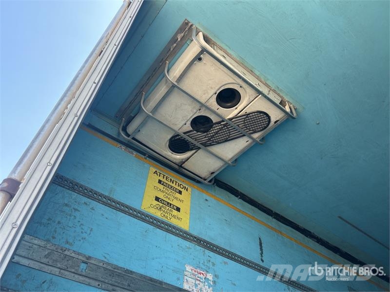 MaxiTrans 13.2 m Tri/A Refrigerated Trailer Kylmä-/Lämpökoripuoliperävaunut