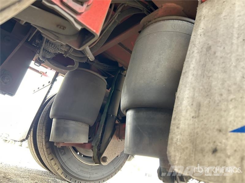 MaxiTrans 13.2 m Tri/A Step Deck Curtain Side Trailer Kayar tenteli çekiciler